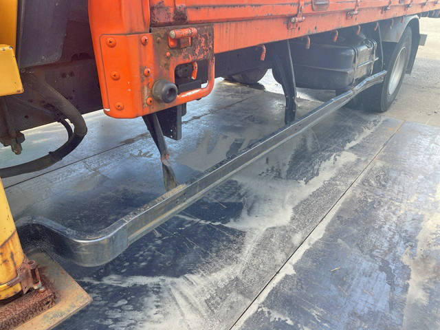 三菱ふそうファイタークレーン3段中型（4t）[写真18]