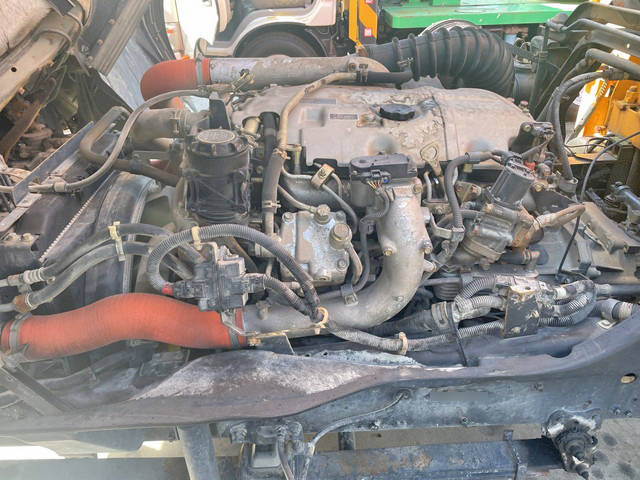 三菱ふそうファイタークレーン3段中型（4t）[写真24]