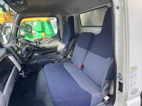 三菱ふそうキャンターアルミバン小型（2t・3t）[写真29]