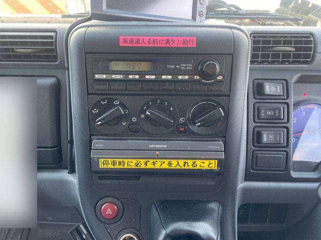 三菱ふそうキャンターアルミバン小型（2t・3t）[写真36]