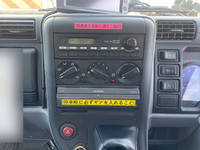 三菱ふそうキャンターアルミバン小型（2t・3t）[写真36]