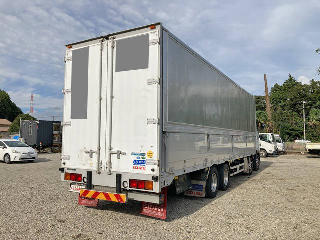 いすゞギガアルミウイング大型（10t）[写真02]