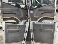 三菱ふそうキャンターガッツダブルキャブ（Wキャブ）小型（2t・3t）[写真22]