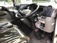 三菱ふそうキャンターガッツダブルキャブ（Wキャブ）小型（2t・3t）[写真26]