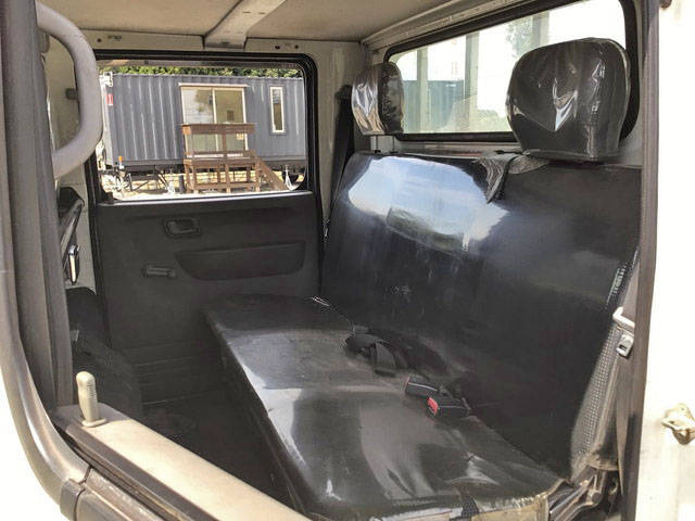 三菱ふそうキャンターガッツダブルキャブ（Wキャブ）小型（2t・3t）[写真27]