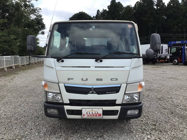 三菱ふそうキャンターガッツダブルキャブ（Wキャブ）小型（2t・3t）[写真06]