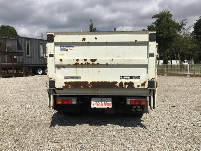 三菱ふそうキャンターガッツダブルキャブ（Wキャブ）小型（2t・3t）[写真07]