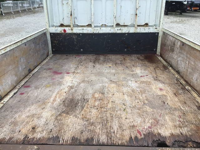 三菱ふそうキャンターガッツダブルキャブ（Wキャブ）小型（2t・3t）[写真09]