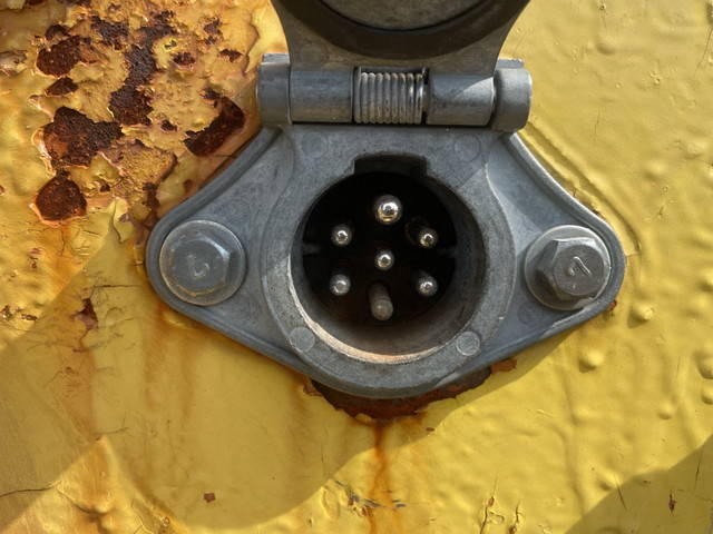 その他のメーカーその他の車種トレーラー（セミトレーラー）大型（10t）[写真11]