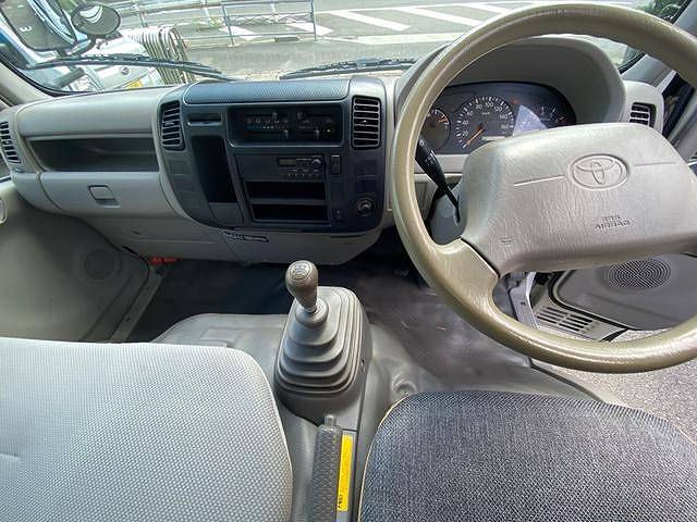 トヨタダイナ平ボディ小型（2t・3t）[写真14]