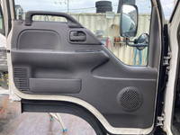 いすゞエルフアルミバン小型（2t・3t）[写真27]