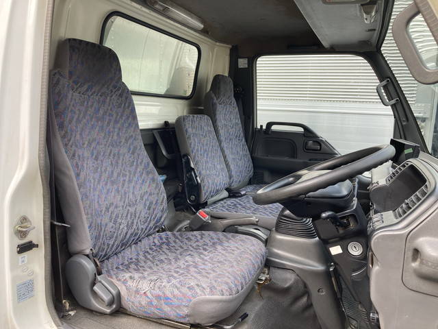 いすゞエルフアルミバン小型（2t・3t）[写真30]