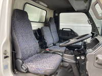 いすゞエルフアルミバン小型（2t・3t）[写真30]