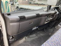 いすゞエルフアルミバン小型（2t・3t）[写真31]