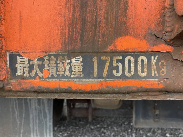 三菱ふそうスーパーグレートトレーラーヘッド（トラクターヘッド）大型（10t）[写真11]