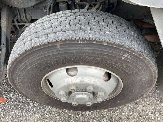 三菱ふそうスーパーグレートトレーラーヘッド（トラクターヘッド）大型（10t）[写真12]