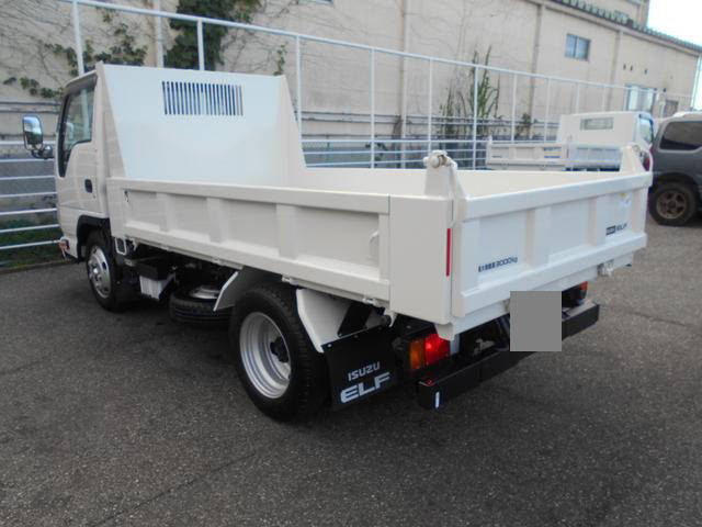 いすゞエルフダンプ小型（2t・3t）[写真11]