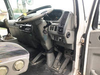 三菱ふそうファイターアルミウイング中型（4t）[写真32]