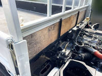 三菱ふそうキャンター平ボディ小型（2t・3t）[写真12]