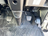 三菱ふそうキャンター平ボディ小型（2t・3t）[写真22]