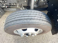 三菱ふそうキャンター平ボディ小型（2t・3t）[写真06]