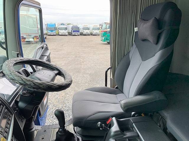 日野プロフィアスクラップ運搬車大型（10t）[写真17]