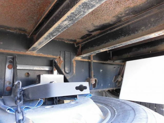 UDトラックスコンドルクレーン3段増トン（6t・8t）[写真11]