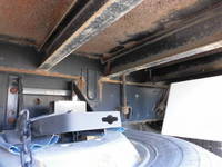 UDトラックスコンドルクレーン3段増トン（6t・8t）[写真11]