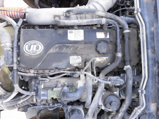 UDトラックスコンドルクレーン3段増トン（6t・8t）[写真18]