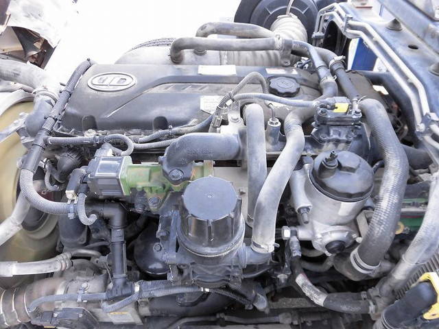 UDトラックスコンドルクレーン3段増トン（6t・8t）[写真19]