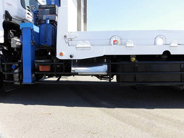 UDトラックスコンドルクレーン3段増トン（6t・8t）[写真23]