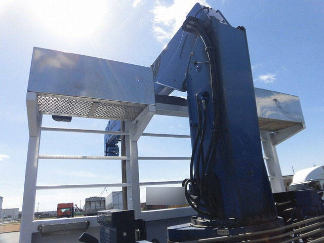 UDトラックスコンドルクレーン3段増トン（6t・8t）[写真27]