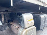 トヨタトヨエース平ボディ小型（2t・3t）[写真13]