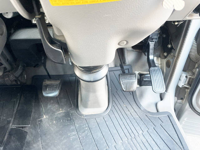 トヨタトヨエース平ボディ小型（2t・3t）[写真30]