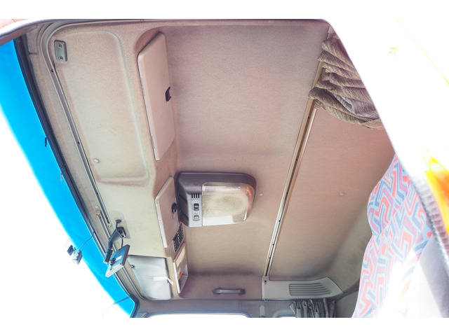 いすゞギガセーフティクレーン4段大型（10t）[写真33]