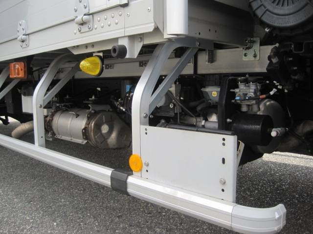 日野レンジャーアルミウイング中型（4t）[写真18]