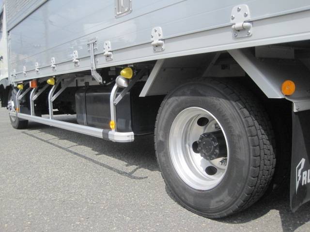 日野レンジャーアルミウイング中型（4t）[写真20]