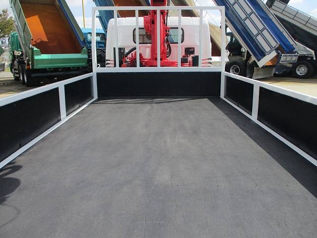 三菱ふそうキャンタークレーン5段小型（2t・3t）[写真11]