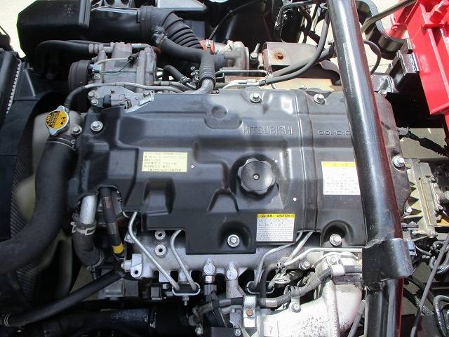 三菱ふそうキャンタークレーン5段小型（2t・3t）[写真12]