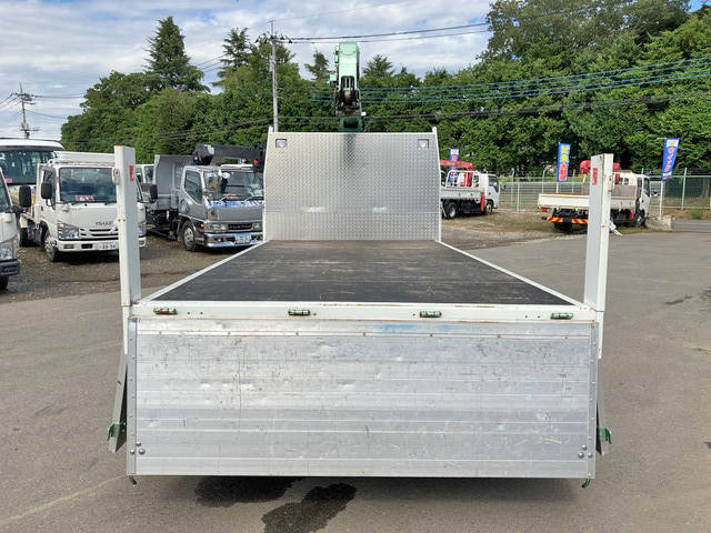 三菱ふそうキャンタークレーン4段小型（2t・3t）[写真10]