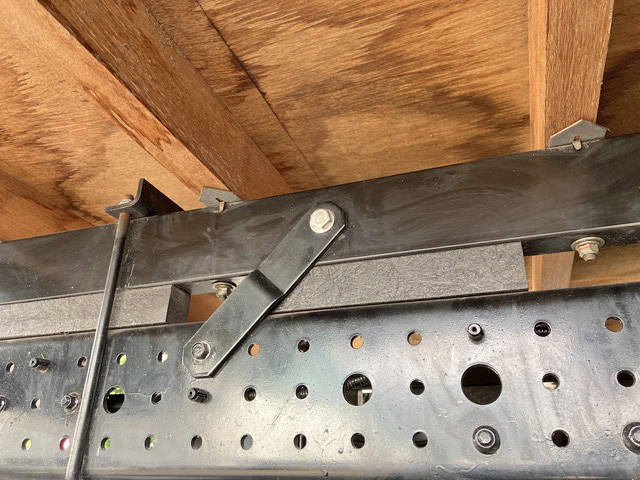 三菱ふそうキャンタークレーン4段小型（2t・3t）[写真23]