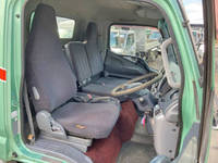 三菱ふそうキャンタークレーン4段小型（2t・3t）[写真35]