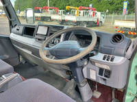 三菱ふそうキャンタークレーン4段小型（2t・3t）[写真36]