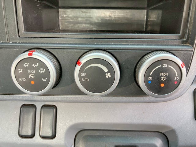 三菱ふそうキャンタークレーン4段小型（2t・3t）[写真38]