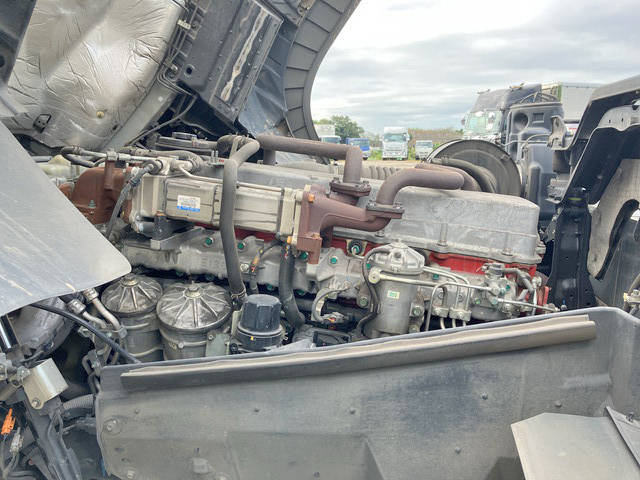 日野プロフィアトレーラーヘッド（トラクターヘッド）大型（10t）[写真23]