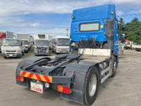 日野プロフィアトレーラーヘッド（トラクターヘッド）大型（10t）[写真02]