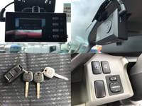 トヨタトヨエースクレーン付小型（2t・3t）[写真28]