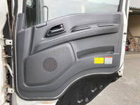 いすゞギガトレーラーヘッド（トラクターヘッド）大型（10t）[写真24]