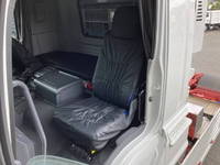 いすゞギガトレーラーヘッド（トラクターヘッド）大型（10t）[写真25]