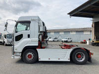 いすゞギガトレーラーヘッド（トラクターヘッド）大型（10t）[写真05]